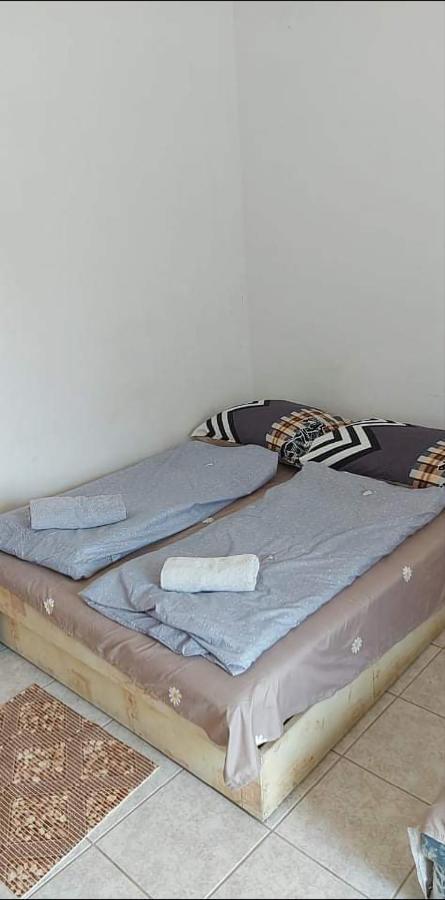 Kekturas-Tora Nyilo Badacsonyi Privat Berlemeny Apartment Бадачонтомай Стая снимка